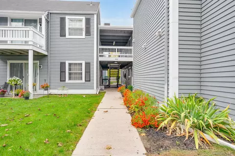 902 Commons Way #F, Fishkill, NY 12524