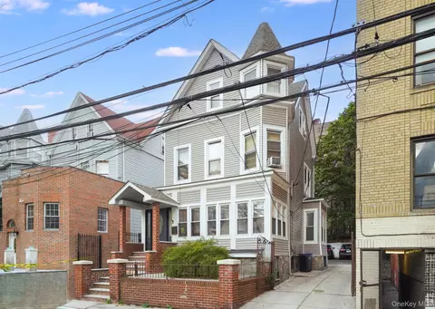 3340 Perry Ave, New York, NY 10467
