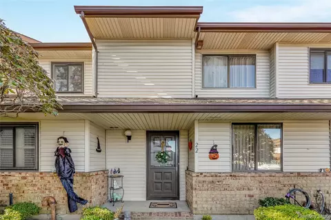 22 Balsam Ct #22, Wantagh, NY 11793