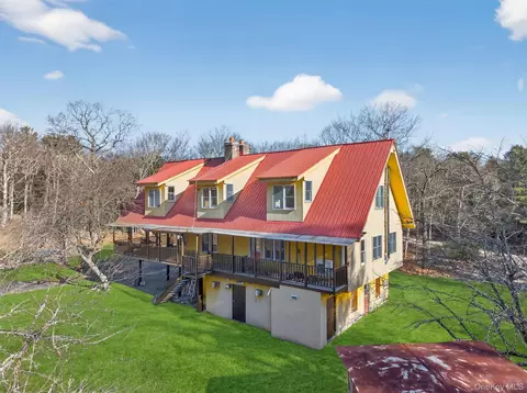 125 Dexheimer Rd, Tusten, NY 12764