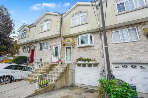 59 Deirdre Ct, Staten Island, NY 10304