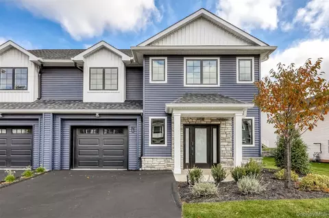 28 Silverwood Cir, Ramapo, NY 10901
