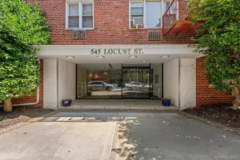 80 William St #2E, Mount Vernon, NY 10552