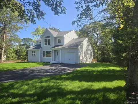 49 Gray Ave # A, Medford, NY 11763