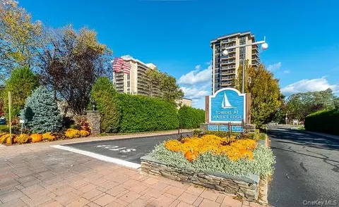 18-15 215th St #1P, New York, NY 11360