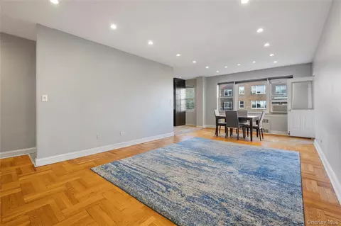 3750 Hudson Manor Ter #5CW, New York, NY 10463