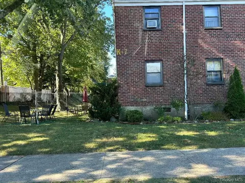 Exterior - 17-84 166 #4-162, Whitestone, NY 11357 photo 1 of 6