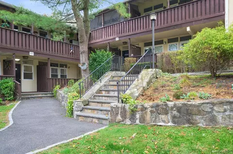 103 Wiltshire Rd #D6, Scarsdale, NY 10583