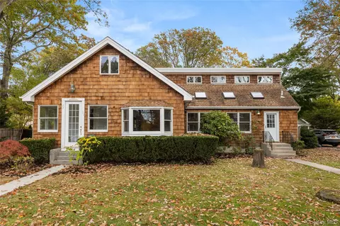 120 Burt Ave, Northport, NY 11768