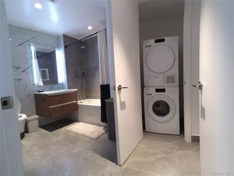 Other - 136-18 Maple Ave #5E, New York, NY 11355 photo 1 of 5