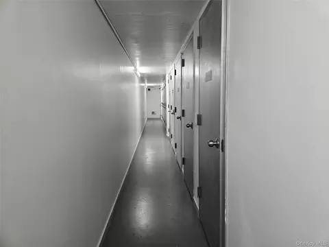 Entry Way - 136-18 Maple Ave #5E, New York, NY 11355 photo 4 of 4