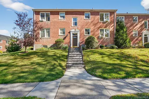 260 Church St #4B4, White Plains, NY 10603