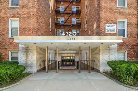 4320 Van Cortlandt Park E #5A, New York, NY 10470