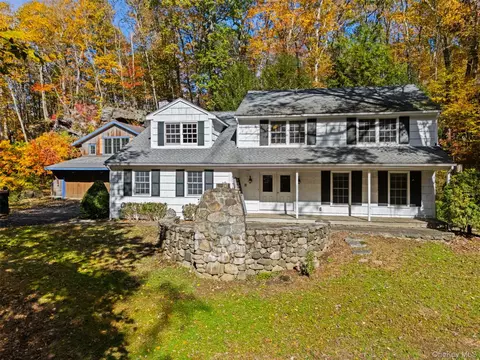 56 Brook Farm Ln, Bedford, NY 10506