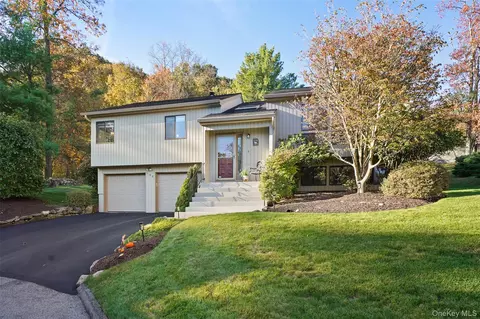 170 Arbor Crst, Somers, NY 10589