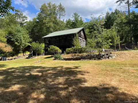 126 Yulan-barryville Rd, Highland, NY 12719
