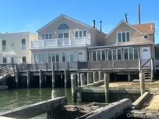 1214 W 5th Rd, Broad Channel, NY 11693
