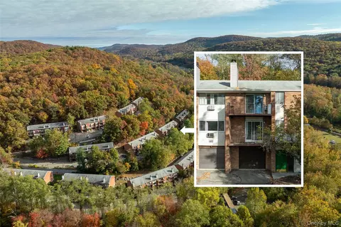 806 Mountainside Dr, Tuxedo, NY 10975