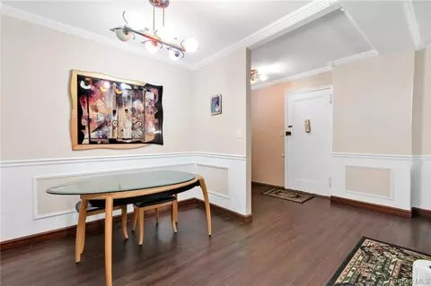 Dining - 2717 E 28th St #4E, Brooklyn, NY 11235 photo 1 of 1