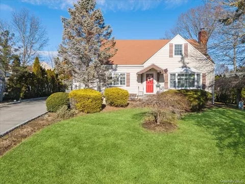 149 Hilburn Rd, Scarsdale, NY 10583