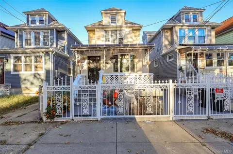 116-27 130th St, South Ozone Park, NY 11420