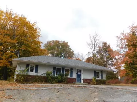 247 Plattekill Ardonia Rd, Wallkill, NY 12589