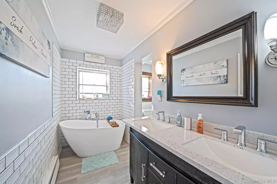Bath - 28 Winfield Davis Dr, Coram, NY 11727 photo 1 of 2