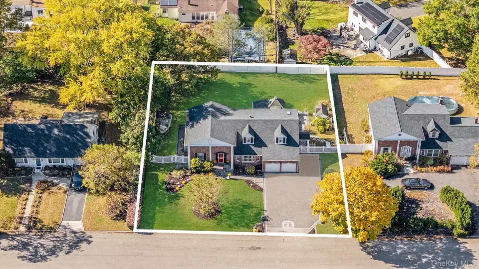 View/Area - 28 Winfield Davis Dr, Coram, NY 11727 photo 5 of 7