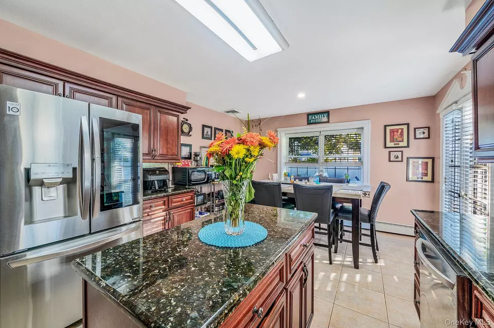 Kitchen - 28 Winfield Davis Dr, Coram, NY 11727 photo 2 of 3