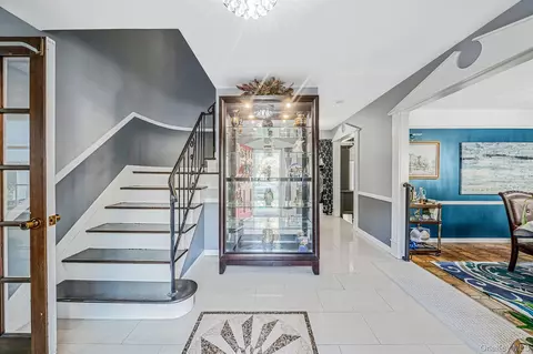 Entry Way - 28 Winfield Davis Dr, Coram, NY 11727 photo 1 of 3