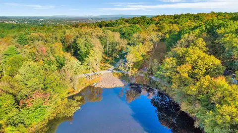 51 S Shore Dr, Middletown, NY 10940