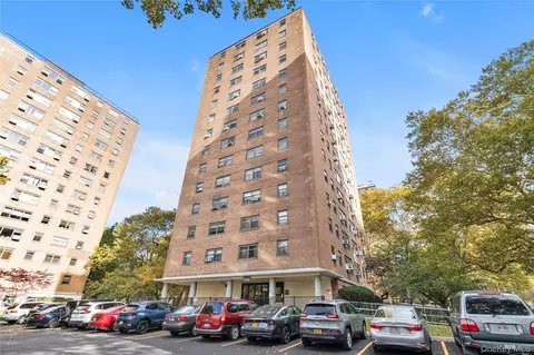 21-71 34th Ave #11B, Astoria, NY 11106