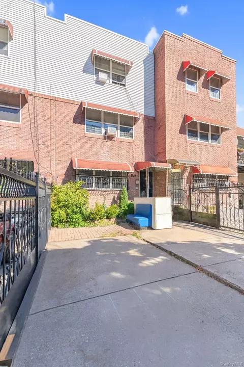 439 E 147th St, New York, NY 10455