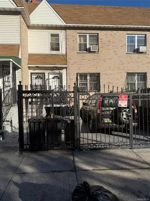 815 E 170th St, New York, NY 10459