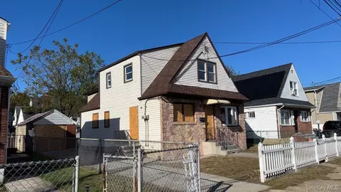 114-88 177th Pl, Jamaica, NY 11434