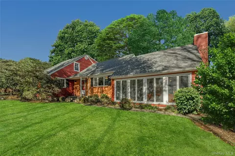119 Goldens Bridge Rd, Katonah, NY 10536