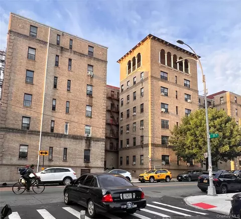 70-35 Broadway #A10, Jackson Heights, NY 11372