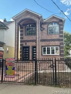 120-36 132 St, New York, NY 11420