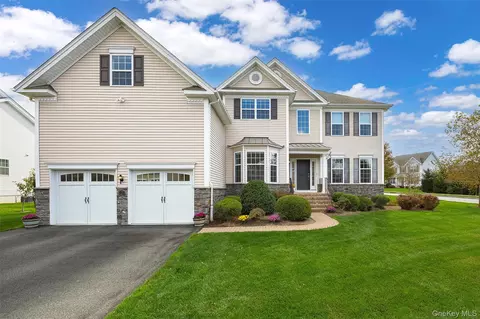 2 E Van Buren Way, East Fishkill, NY 12533