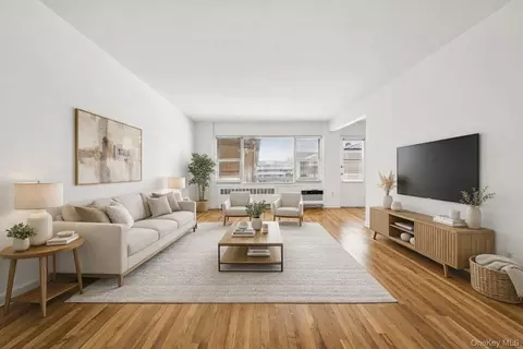 57 Maple Ave #2B, Greenburgh, NY 10706