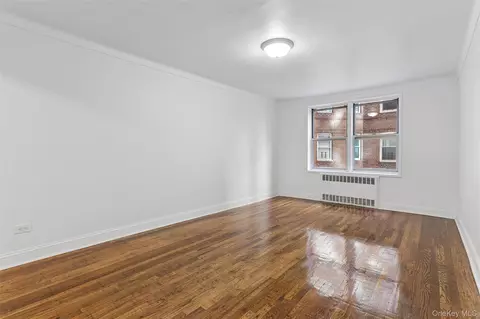 67-12 Yellowstone Blvd #B16, New York, NY 11375