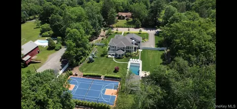 18 East Ln, Ramapo, NY 10977
