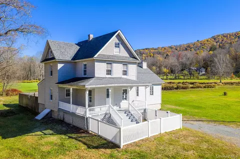 612 Jeffersonville Nbranch Rd, Callicoon, NY 12766