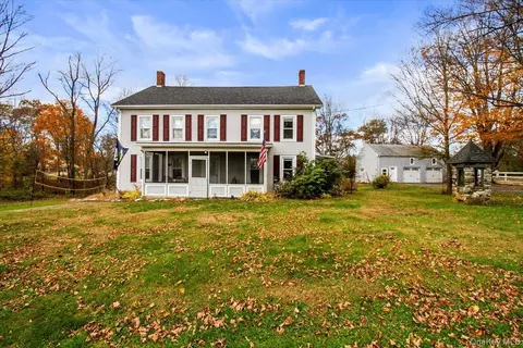 2768 State Route 207, Hamptonburgh, NY 10916