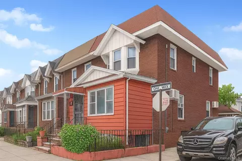 9302 95th Street St, Woodhaven, NY 11421