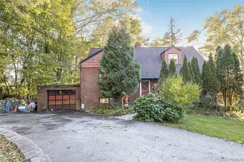 15 Wayne Way, Greenburgh, NY 10607
