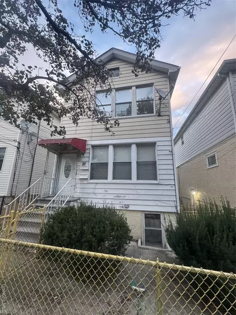 4346 Edson Ave, New York, NY 10466