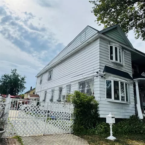 115-46 W Van Wyck Expy, New York, NY 11420