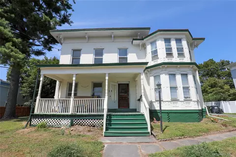23 Lafayette St, Saugerties, NY 12477