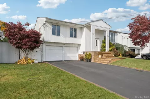 2794 Judith Dr, Bellmore, NY 11710